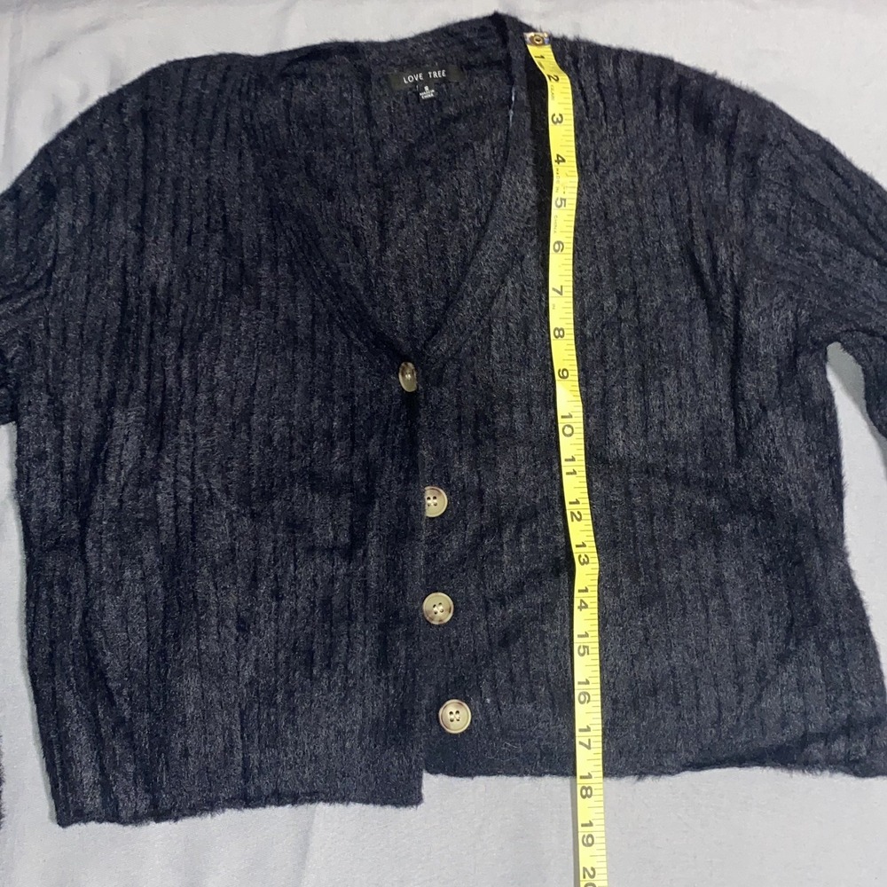 Women's Love Tree cropped Soft Black Cardigan Size Small - Picture 6 of 6